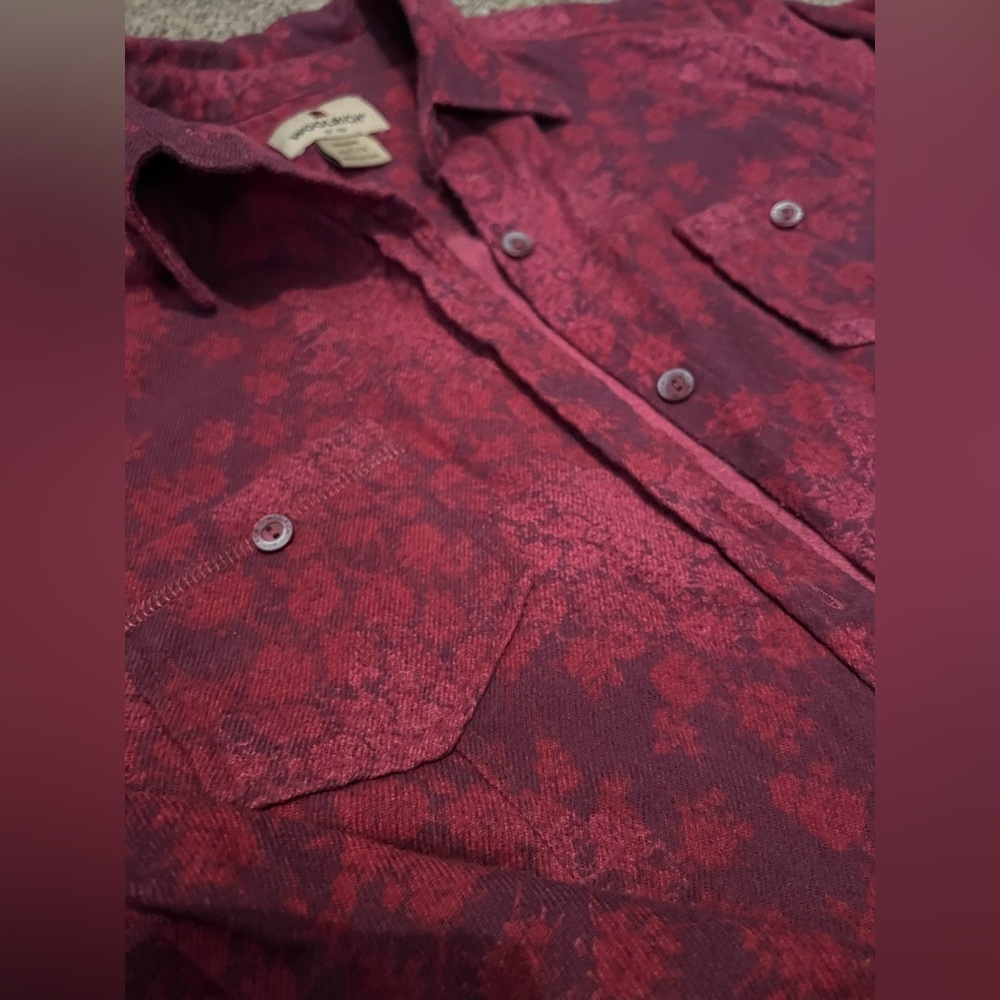 Woolrich button up - Picture 3 of 3